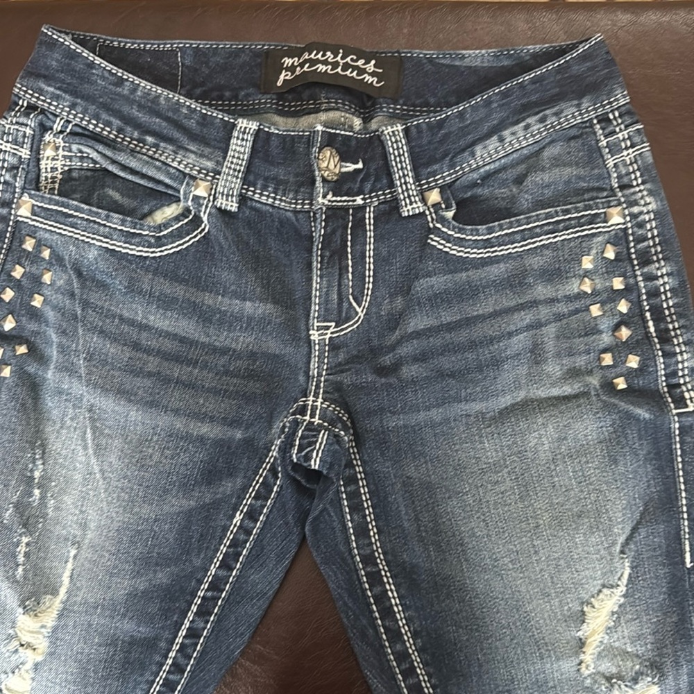 Maurices jeans